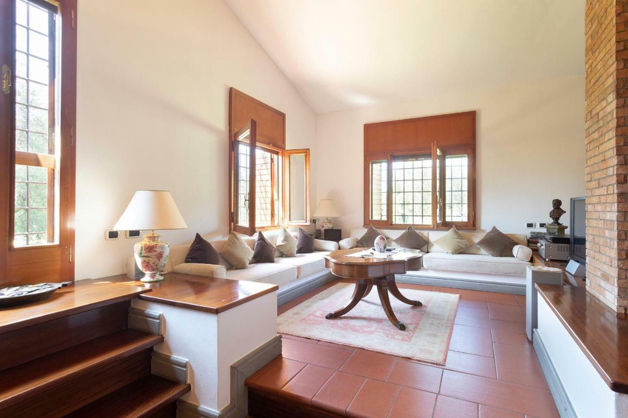 Villa In Via Della Marcigliana Casale Torre San Giovanni Eksteriør bilde