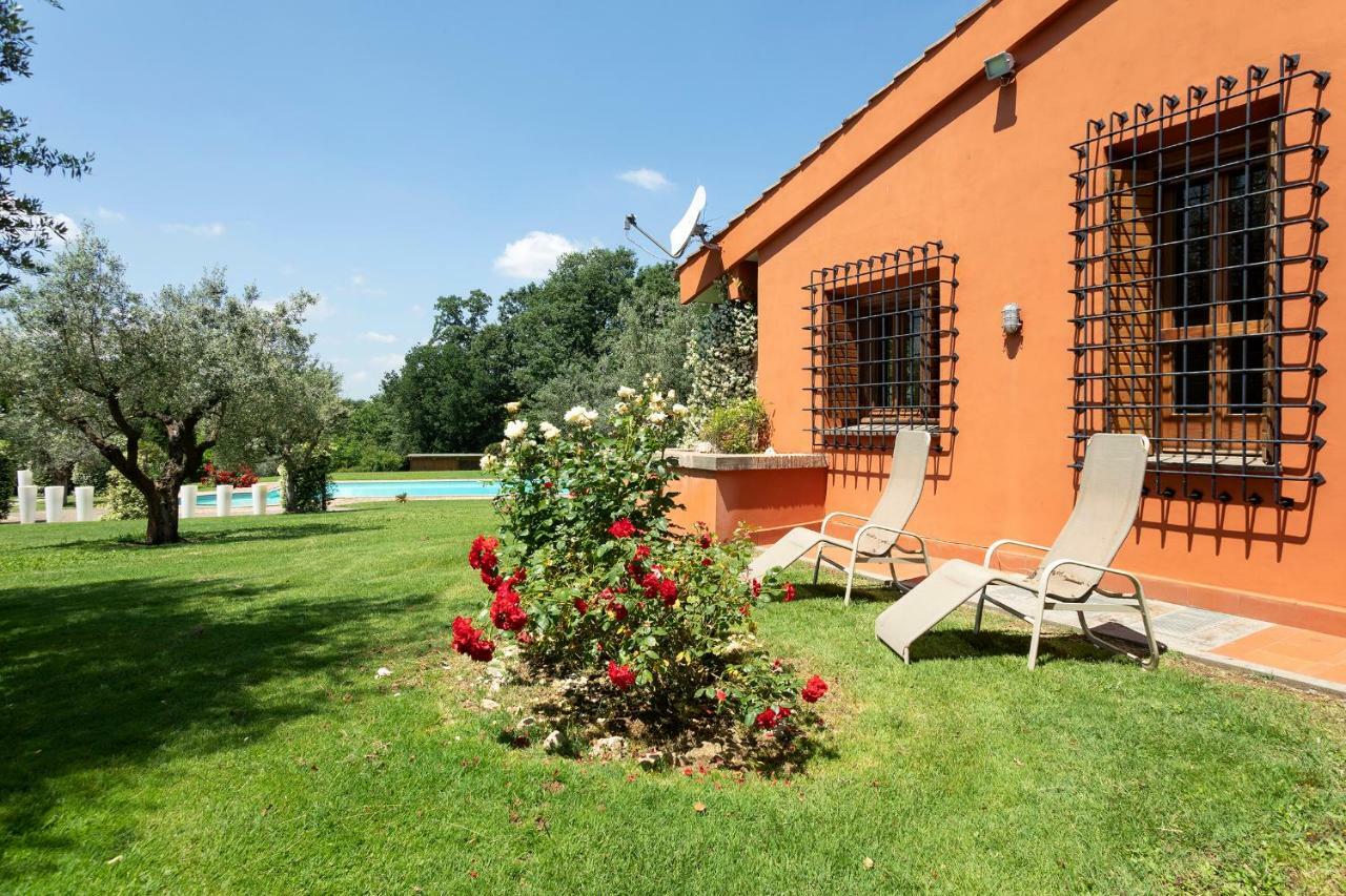 Villa In Via Della Marcigliana Casale Torre San Giovanni Eksteriør bilde